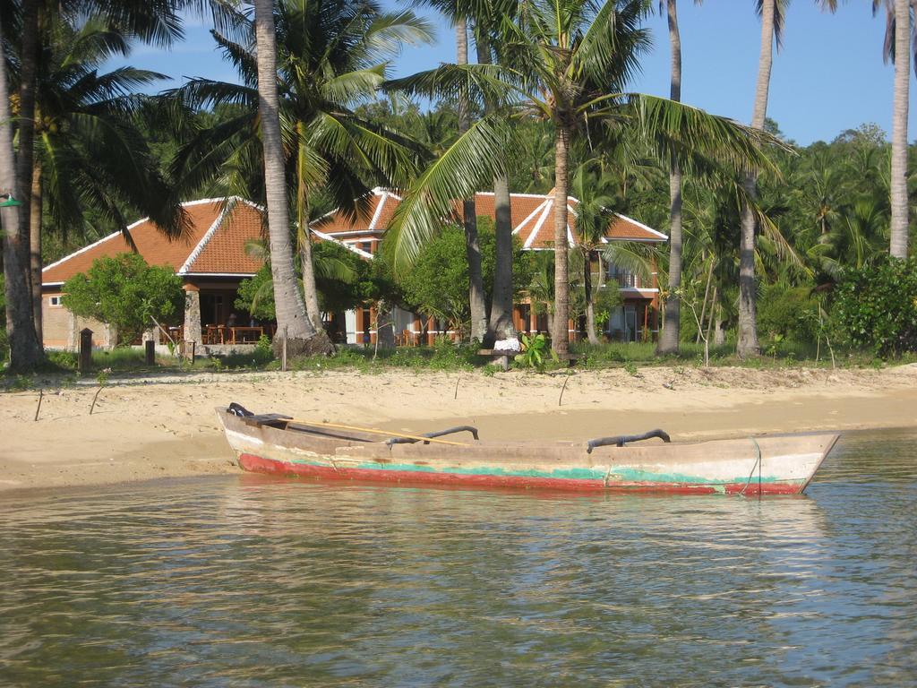 Escape Karimunjawa Hotel Semarang Esterno foto